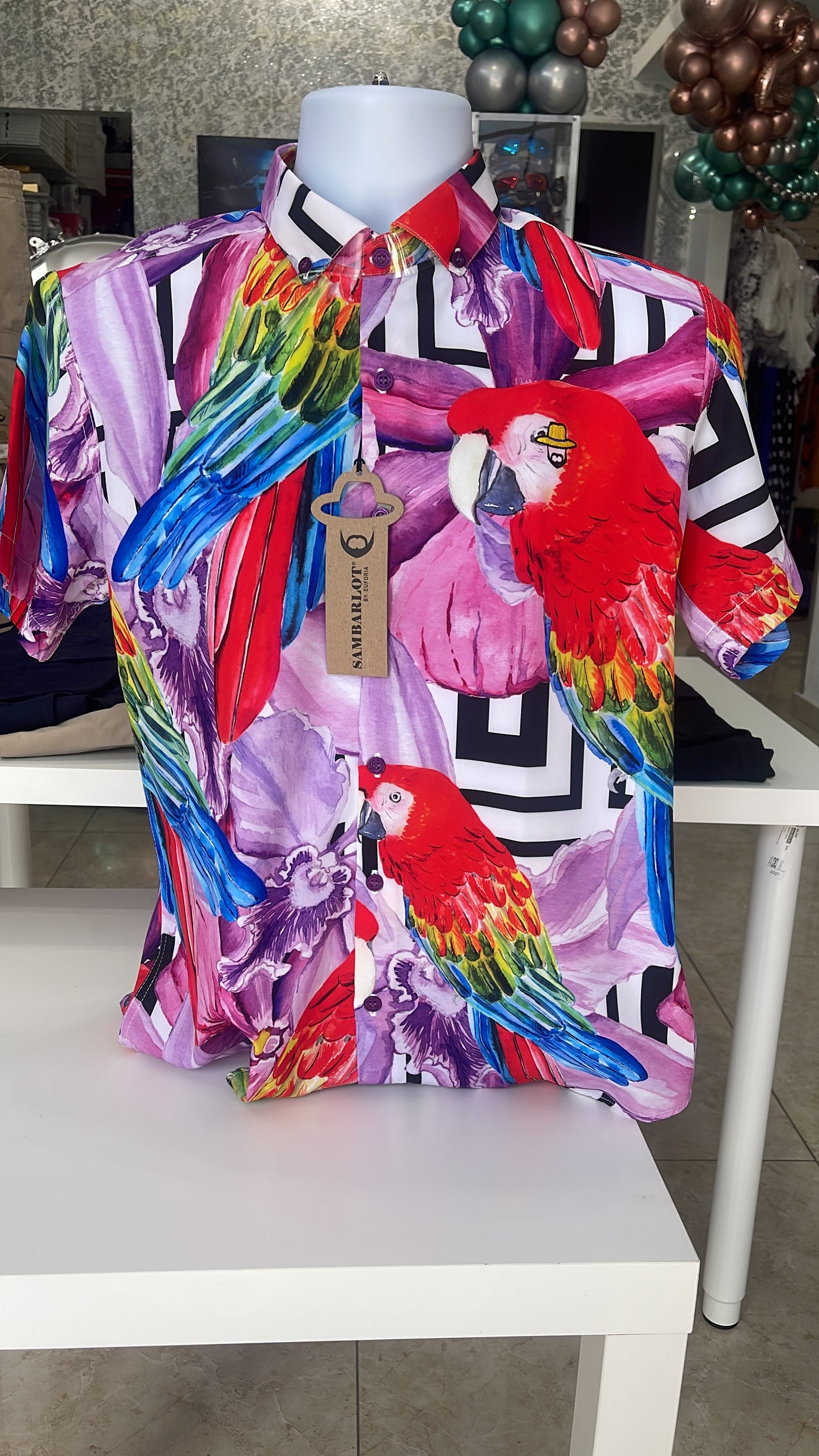 Parrot flowers