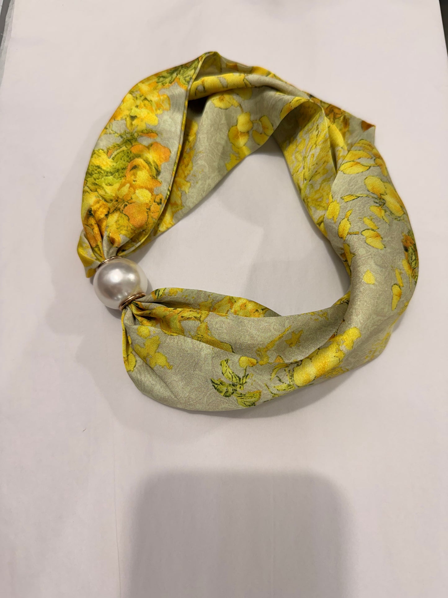 Collar con perlas